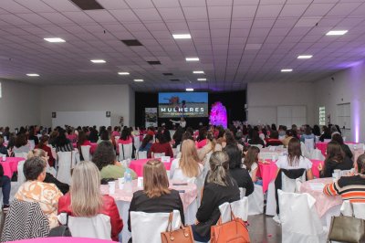 Outubro Rosa Camisc Mulher: Um Evento de Uni&atilde;o e Inspira&ccedil;&atilde;o