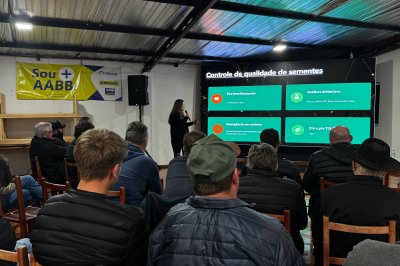 Camisc Sementes e Agropecu&aacute;ria MCC realizam palestra t&eacute;cnica em S&atilde;o Jo&atilde;o